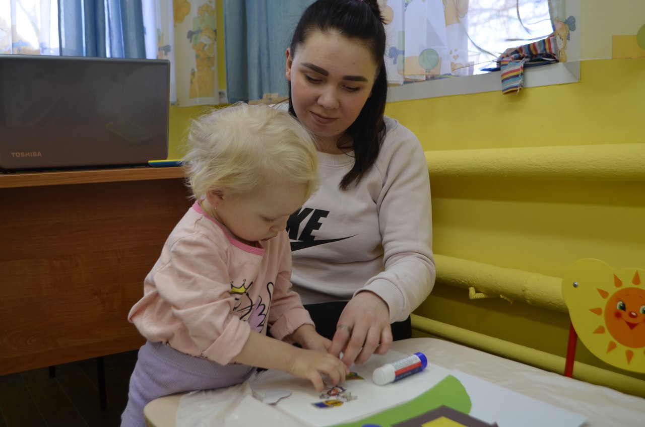 Положительные изменения в семьях, чьи дети посещают бесплатные ясельные группы